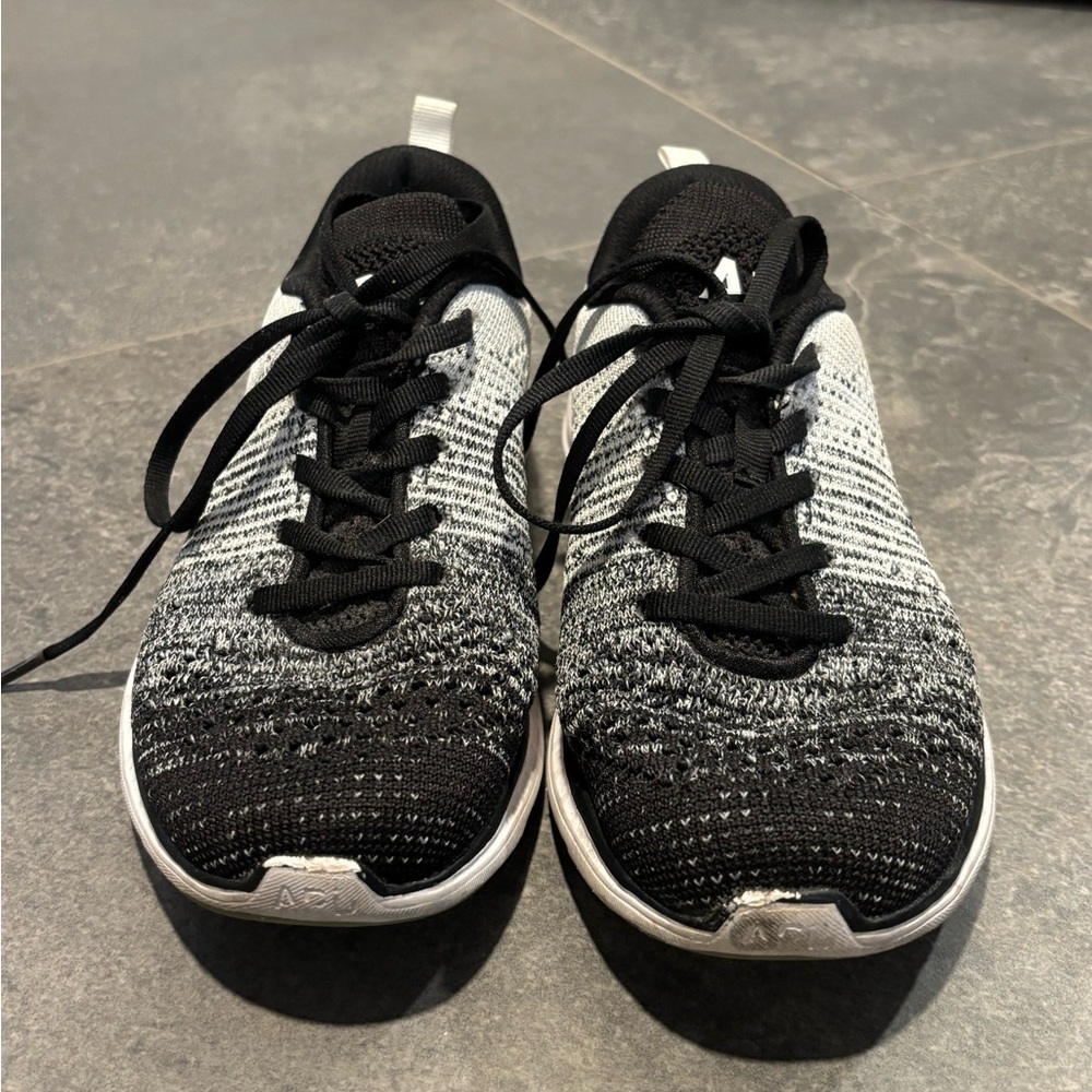 APL TechLoom Pro running shoes